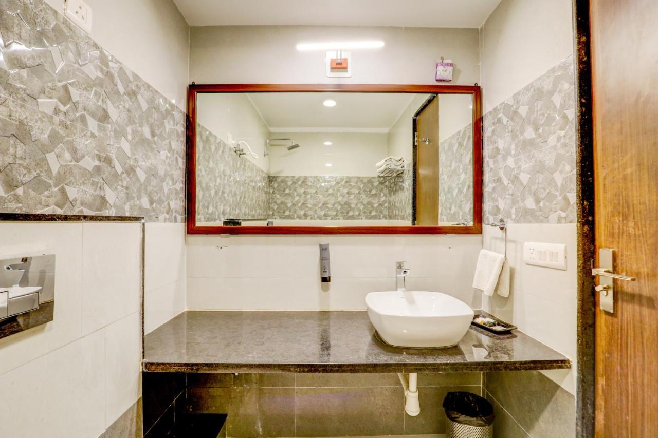 Hotel Shree Nanda Udaipur Bagian luar foto