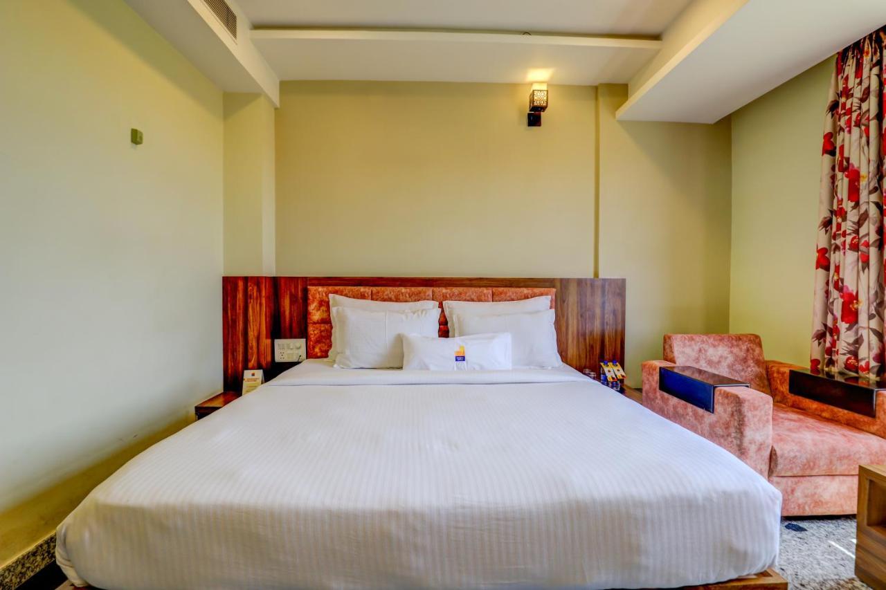 Hotel Shree Nanda Udaipur Bagian luar foto
