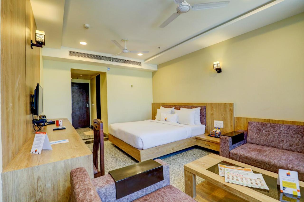 Hotel Shree Nanda Udaipur Bagian luar foto
